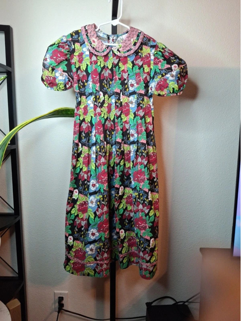 Vtg Polly Flinders Multicolor Floral Dress